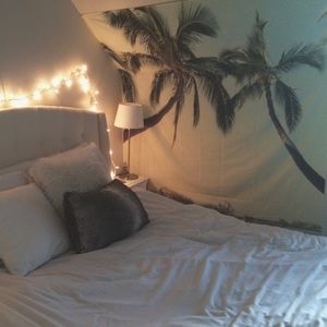Urban outfitters palm tree tapestry